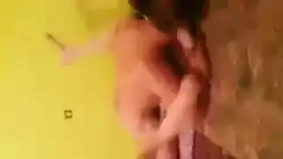 عمانية تتناك