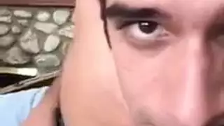 إباحية الخيانة: زوجة مشاغبة تحب قضيباً غليظاً في المنزل
