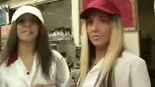 فتحة مشعرة تُملأ في قصة بورنو صريح