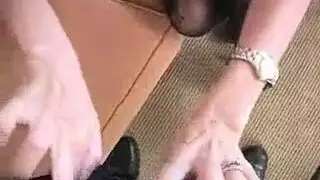 إباحية ثلاثية: مهبلان مزدوجان، قضيب واحد، وكاميرا تدور