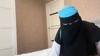 المعلمه للساحق مع الطالبات احل لحس کس