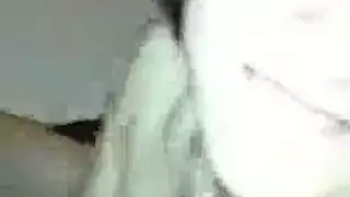 بيت دعارة: فتاتان مثيرتان وصديقهما الذكري المثير يمضون الليل كله