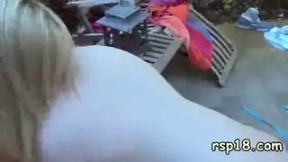 زوجين شابين الجنس الفيديو الساخنة كلية الصبي استغل من قبل له