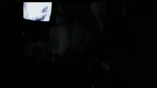 مركز عراة كلاسيكي: حمقى صاخبون يمارسون الجنس تحت الشمس