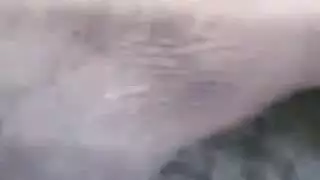 آشلي تشامبرز عضلية وعارية في مشهد إباحي مكثف