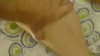 شقراء عاهرة هاوية تأخذ ضرب فموي وشرجي قاسي من صديقها