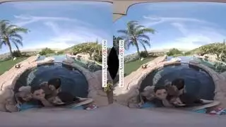 سكس واقع افتراضي بنات هيجانة علي حمام السباحة