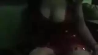 عاهرة مغربية تتوق لقضيب ضخم في مشهد صريح إكس إكس إكس