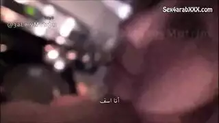 الأم المثيرة تعلم ابنها المطيع كيف يمارس الجنس مثل الرجال