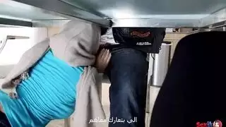 لقاء مايا خليفة المحرم: ثلاثية مع امرأة ناضجة وصديقة