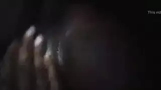 قذر حلق الديك صغير